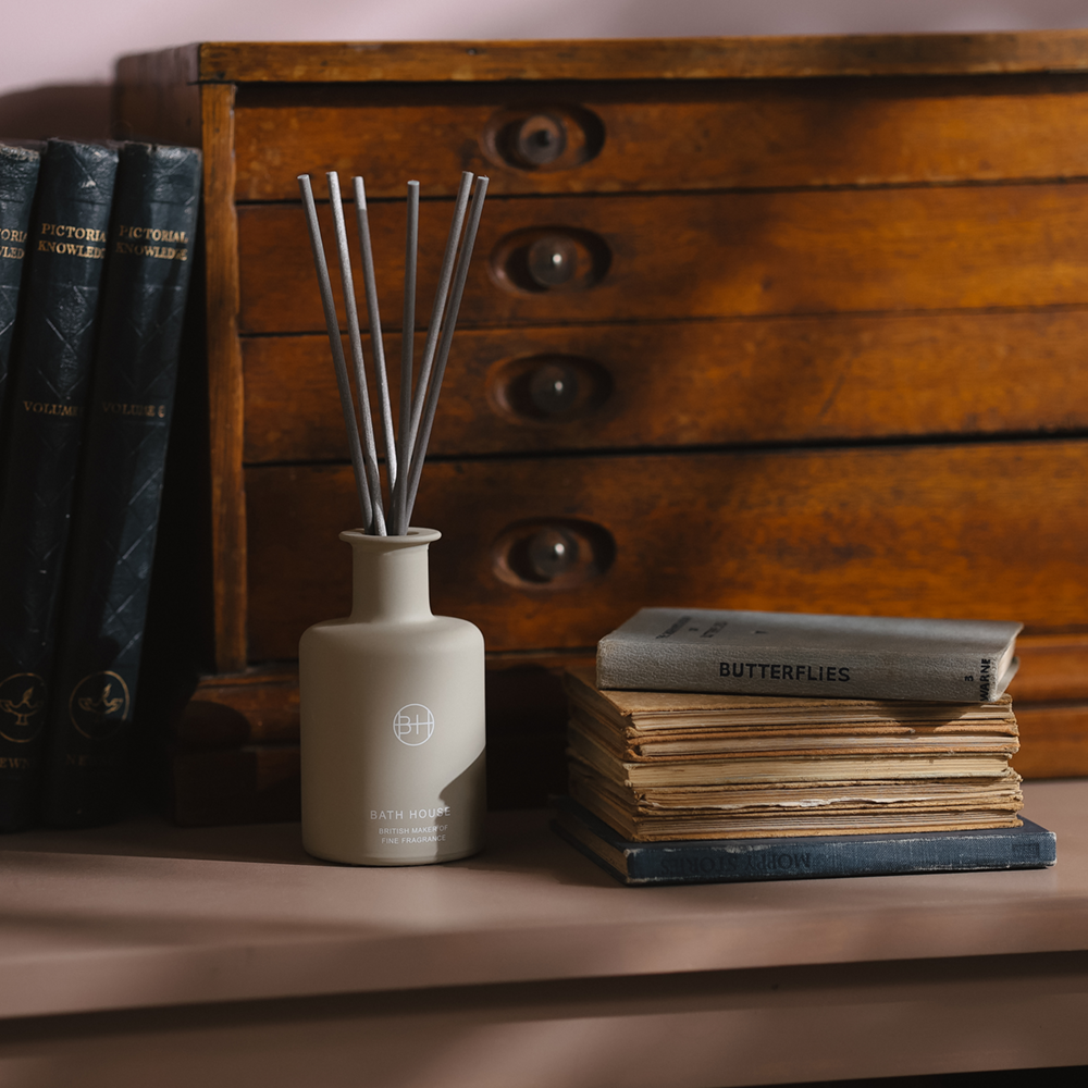 Library Room Diffuser