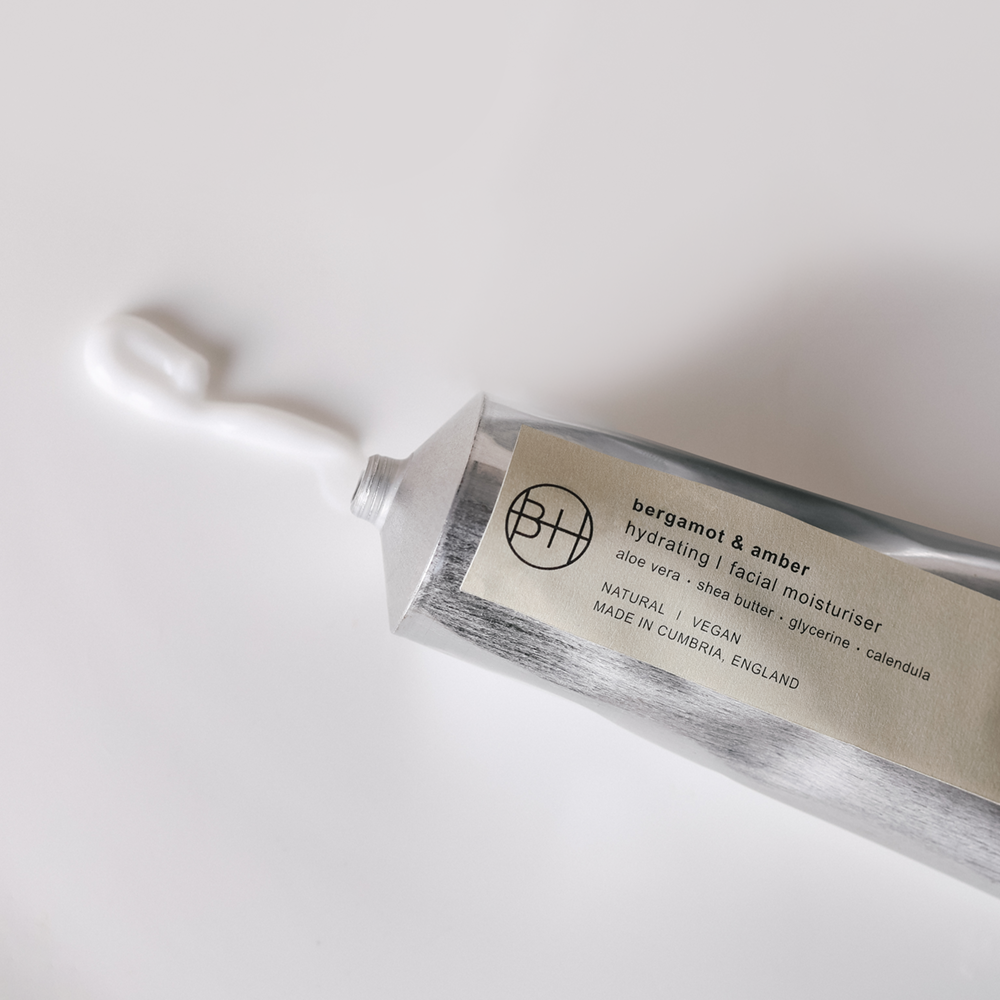 Alternative image of Bergamot & Amber Face Moisturiser