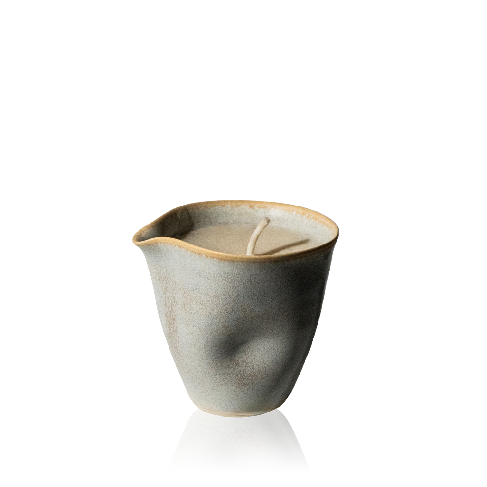 Image of Patchouli & Black Pepper Porcelain Candle
