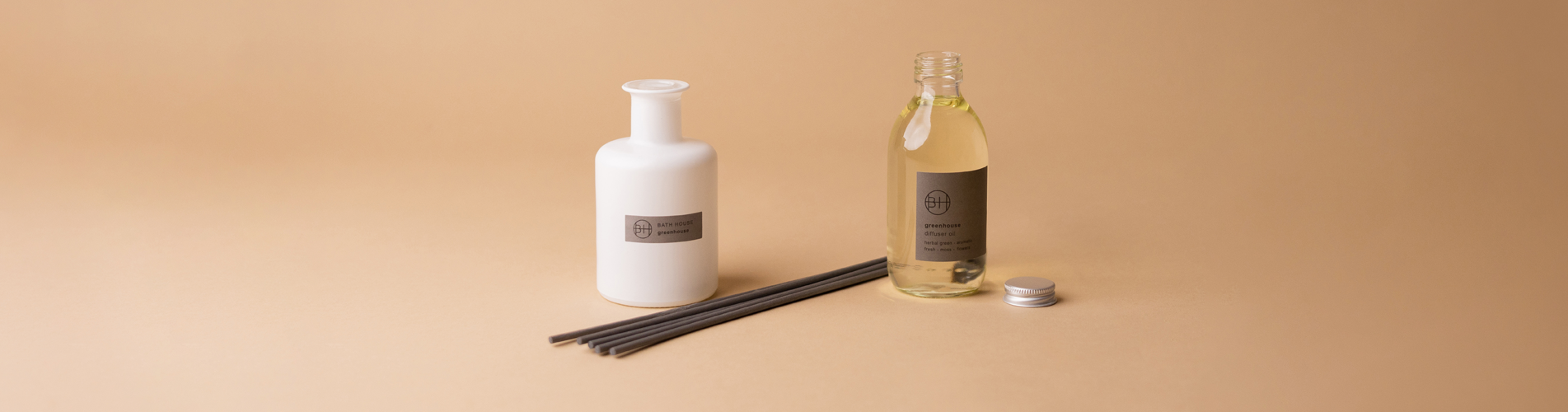 Banner Image Of The Room Diffuser Refills Product Category