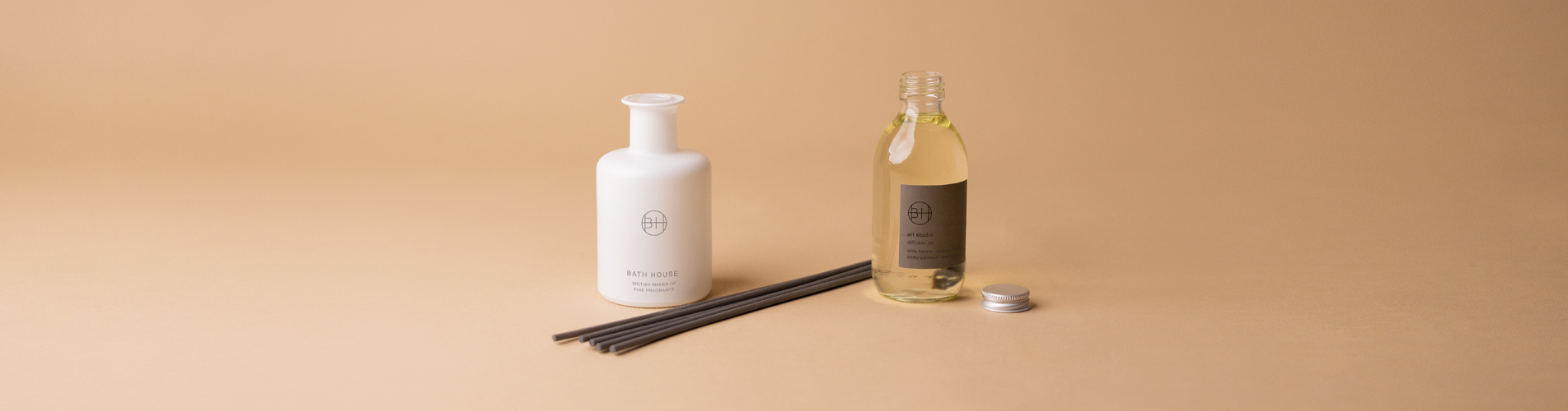 Banner Image Of The Room Diffuser Refills Product Category